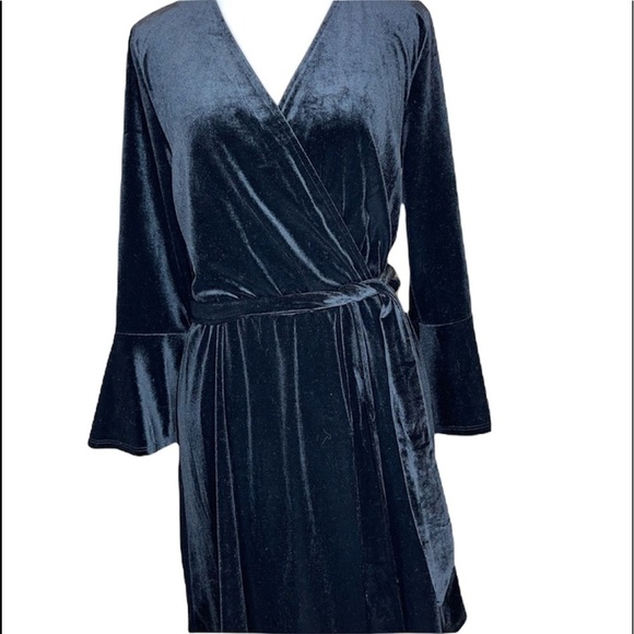 H&M Other - H&M Black Robe Size 12